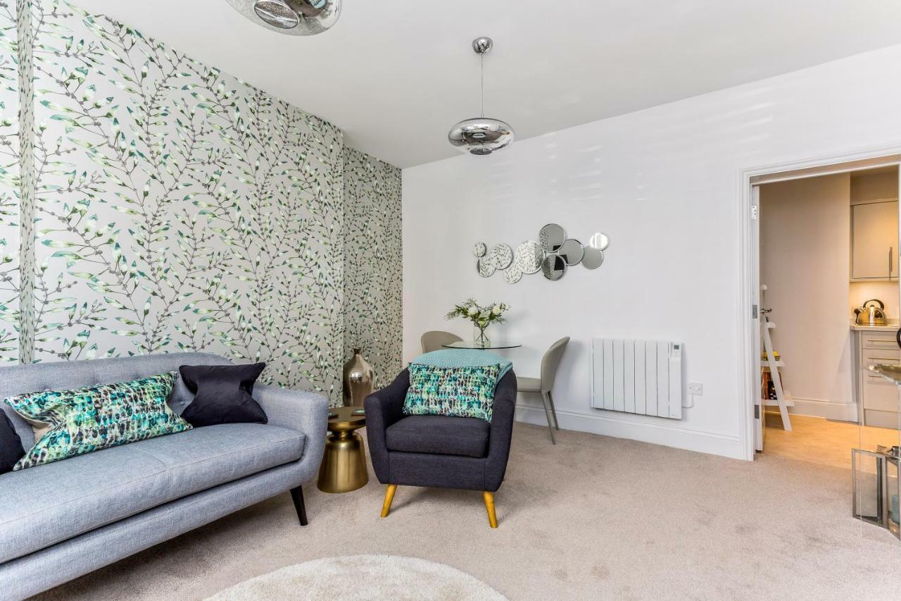 チェルトナム3, Gainsborough Houseアパートメント エクステリア 写真